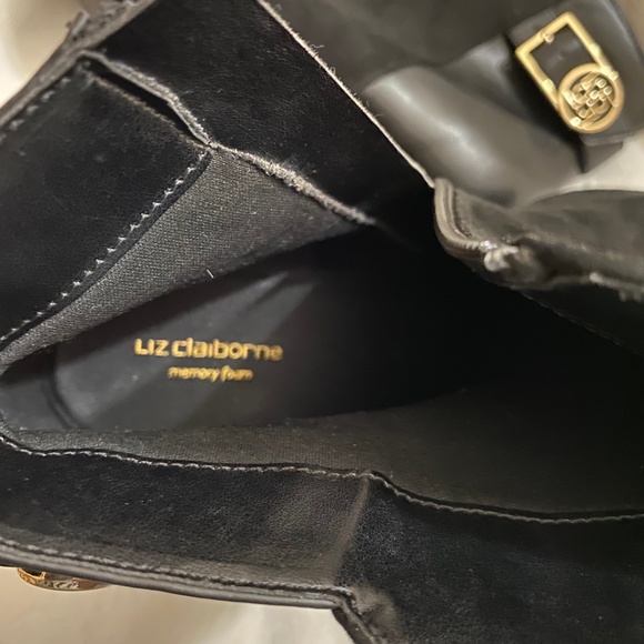 Wide Width Ankle Bootie - Picture 5 of 13